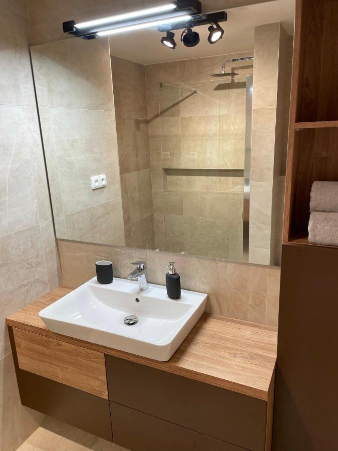 Apartmán NETA Velké Karlovice, Polanský Dvůr Esterno foto